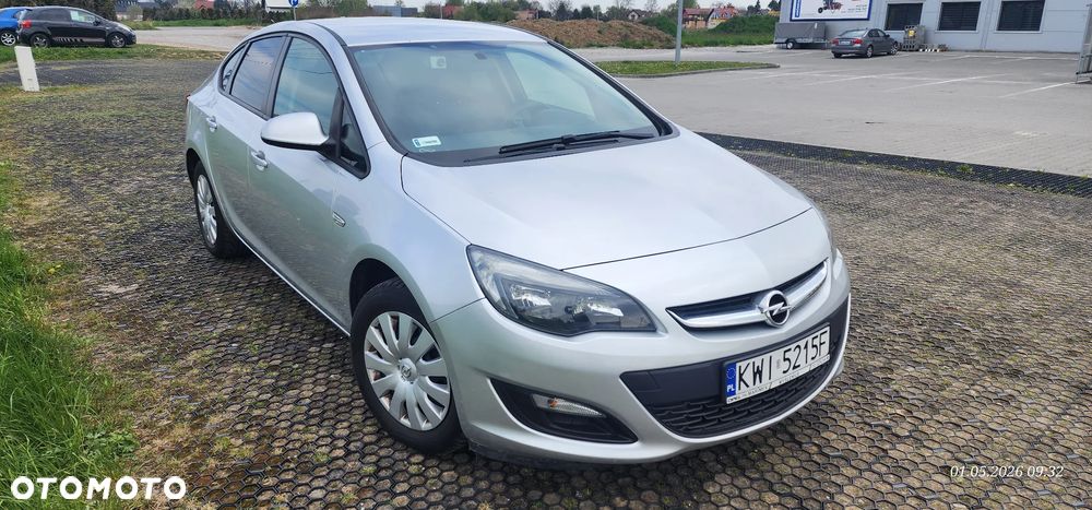 Opel Astra 1.6 EU6 - 2