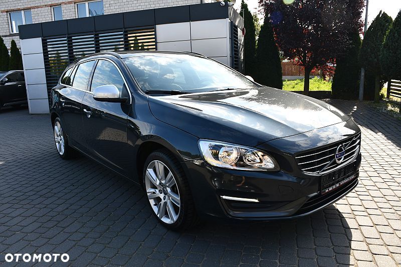 Volvo V60 D3 Momentum - 39
