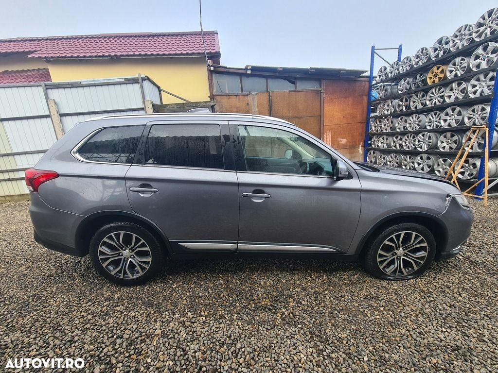 Dezmembrari dezmembrez  Mitsubishi Outlander III facelift 2.2 DIESEL 2015-2018 - 6