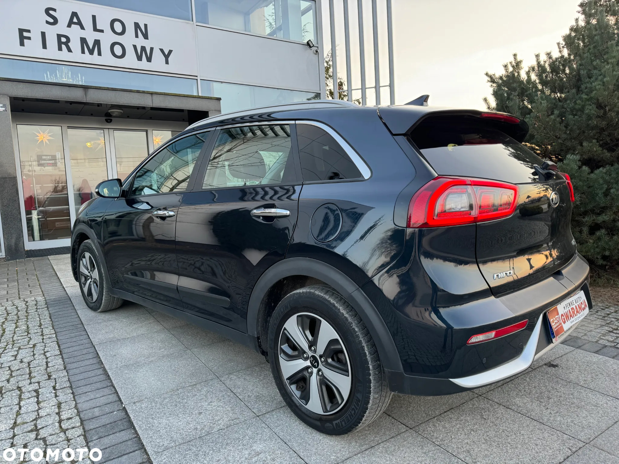 Kia Niro 1.6 GDI Hybrid Business Line - 26
