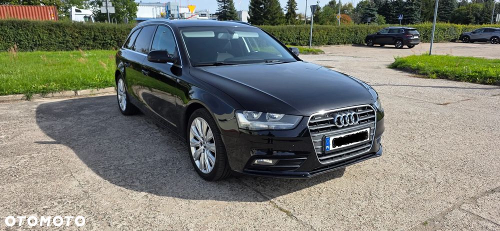 Audi A4 Avant - 1