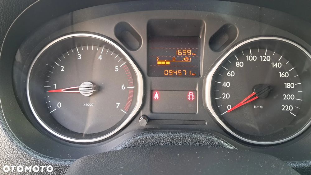 Citroën C-Elysée 1.6 BlueHDi Exclusive - 10