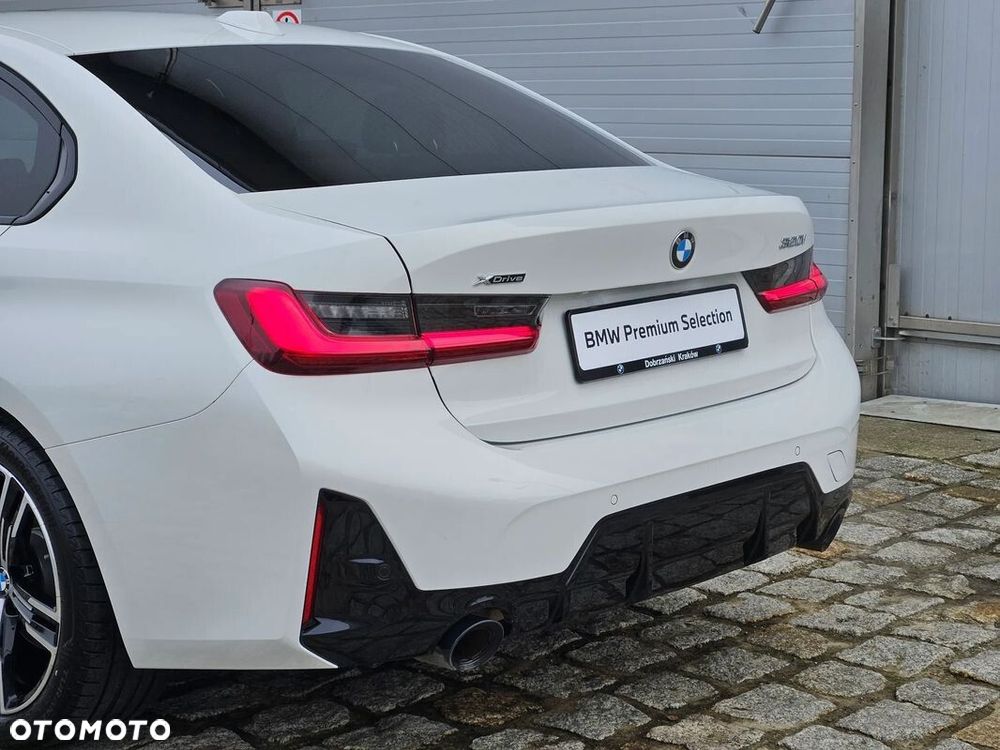 BMW Seria 3 320i xDrive M Sport - 8