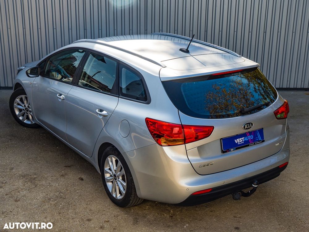 Kia Ceed - 6