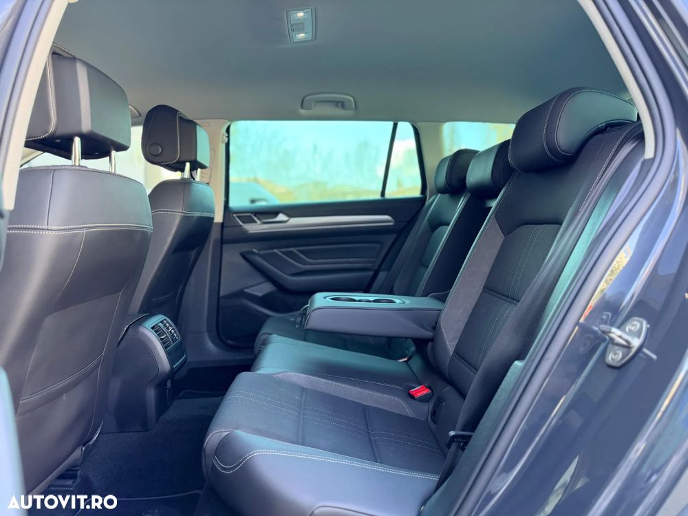 Volkswagen Passat Alltrack 2.0 TDI SCR DSG 4Motion - 12