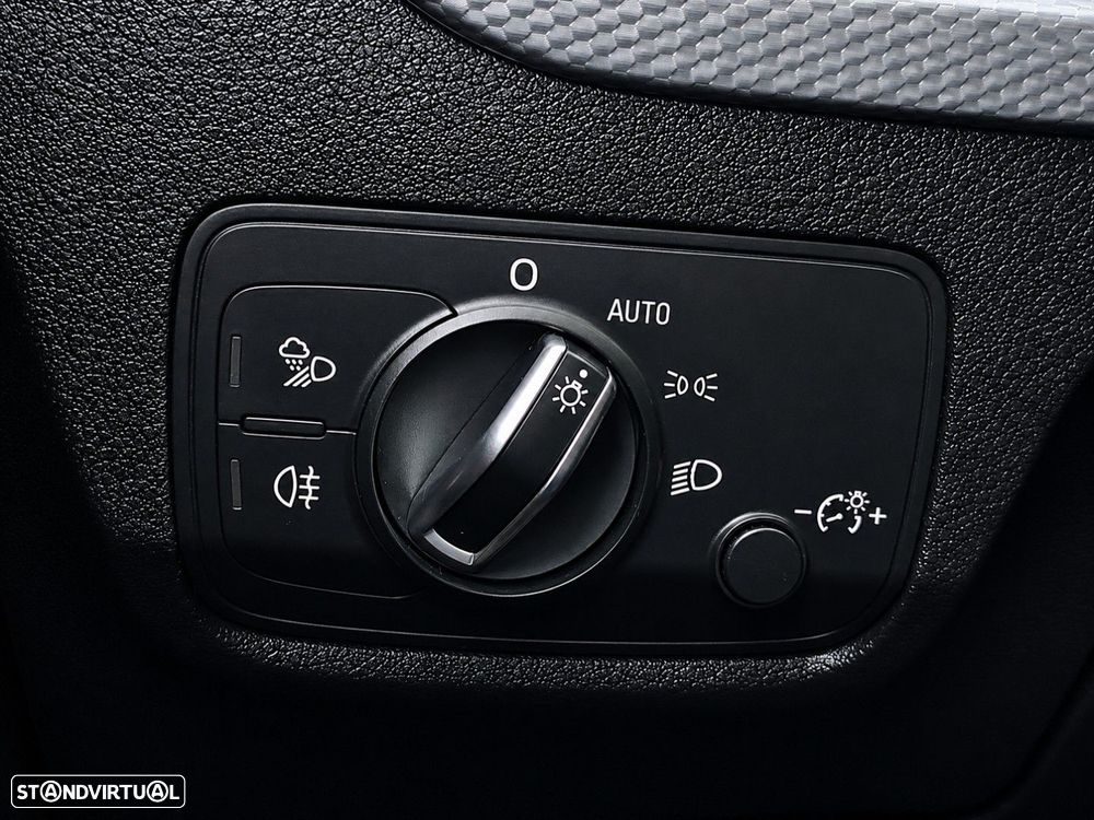 Audi Q2 30 TFSI S line - 28