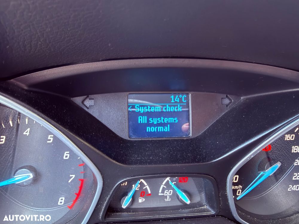 Ford Focus 1.0 EcoBoost Start-Stopp-System Titanium - 8