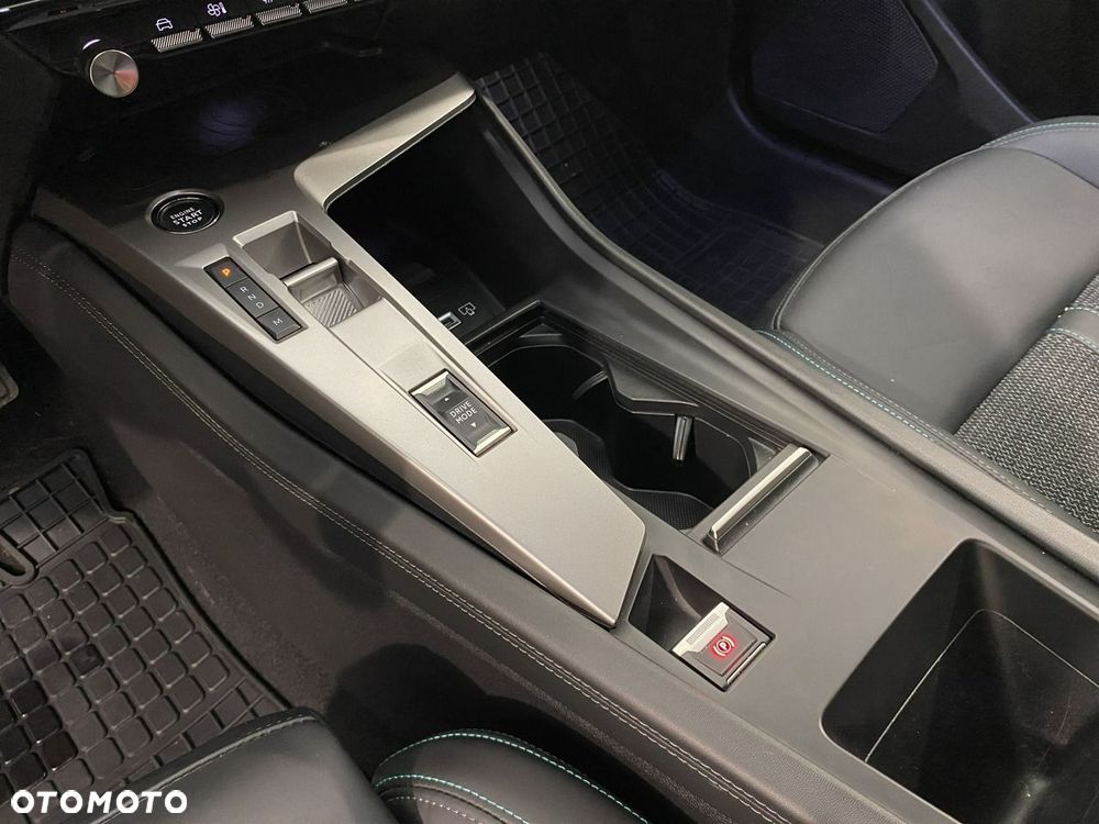 Peugeot 308 - 19