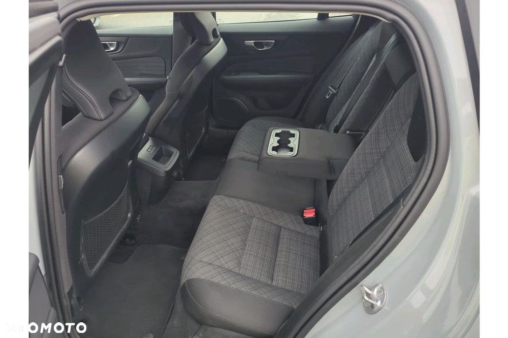 Volvo V60 - 6