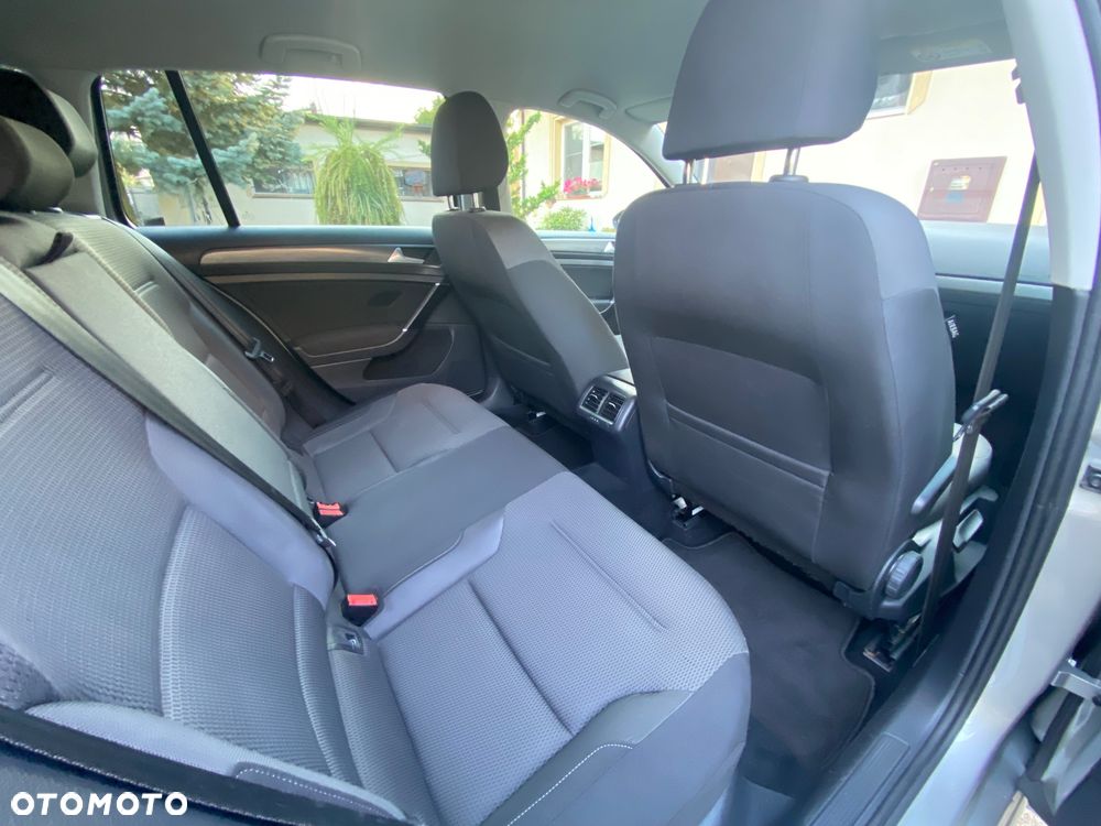 Volkswagen Golf 1.5 eTSI EVO United DSG - 22