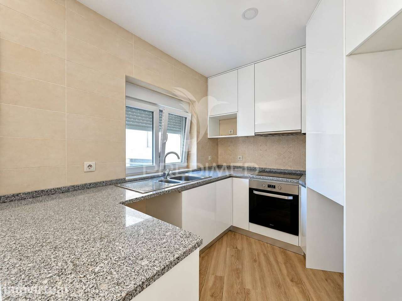 Moradia Térrea T1+1 na periferia de Rio Maior - Grande imagem: 2/15
