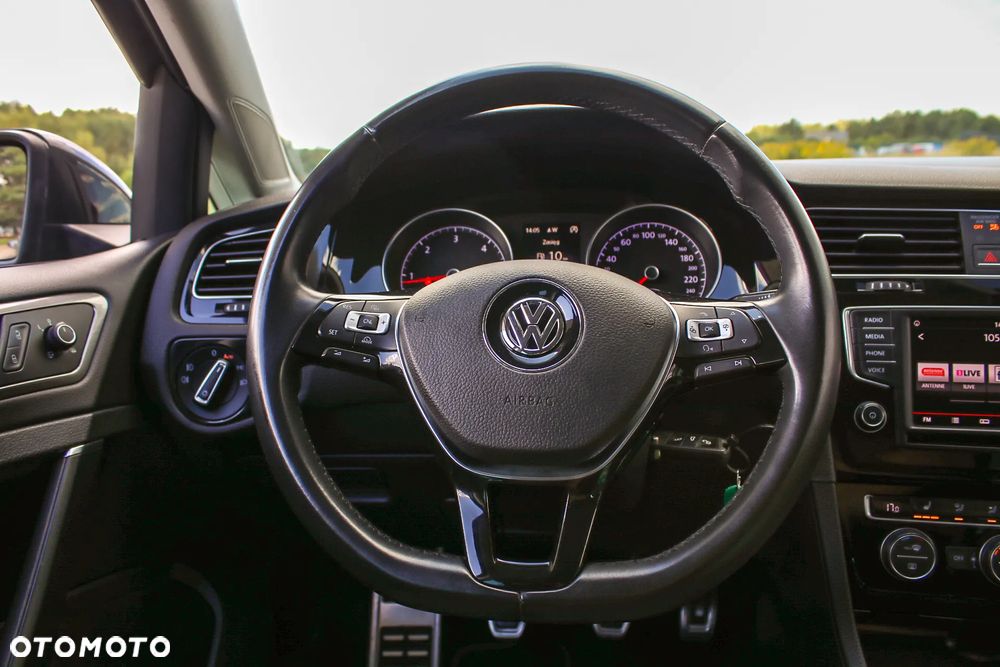 Volkswagen Golf 2.0 TDI BlueMotion Technology Allstar - 34