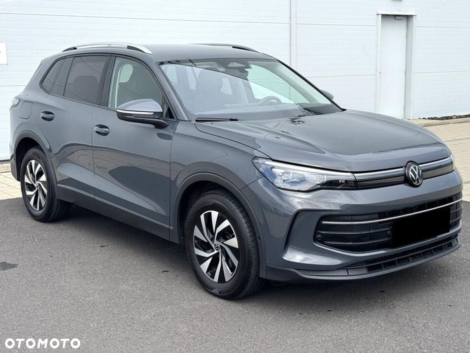 Volkswagen Tiguan - 4