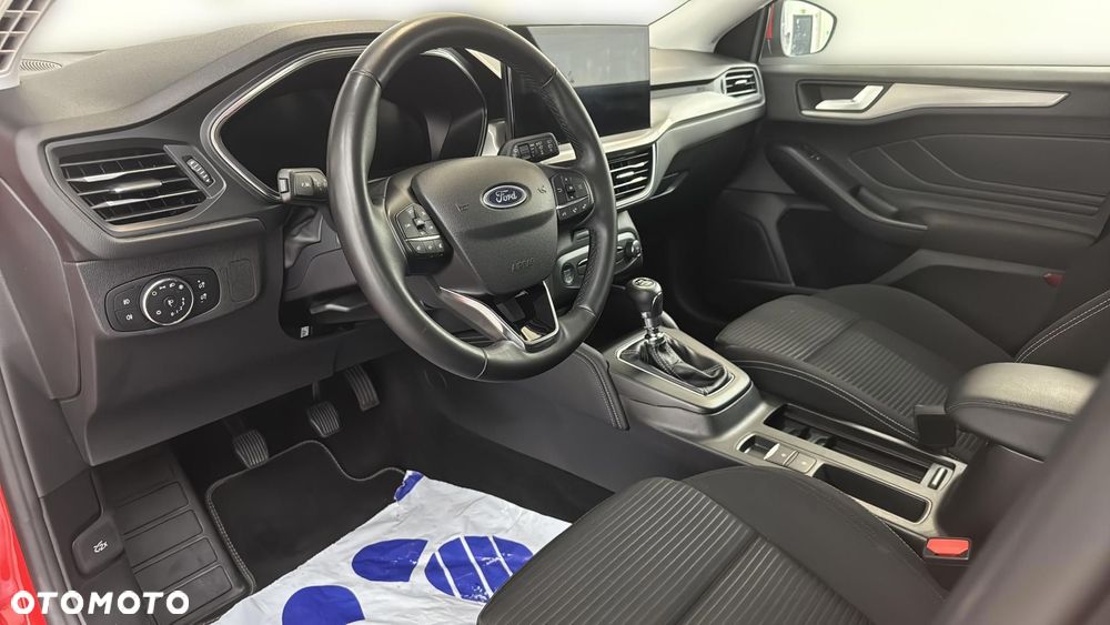 Ford Focus 1.0 EcoBoost mHEV Titanium X - 10