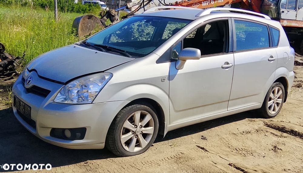 TOYOTA COROLLA VERSO na części - 1