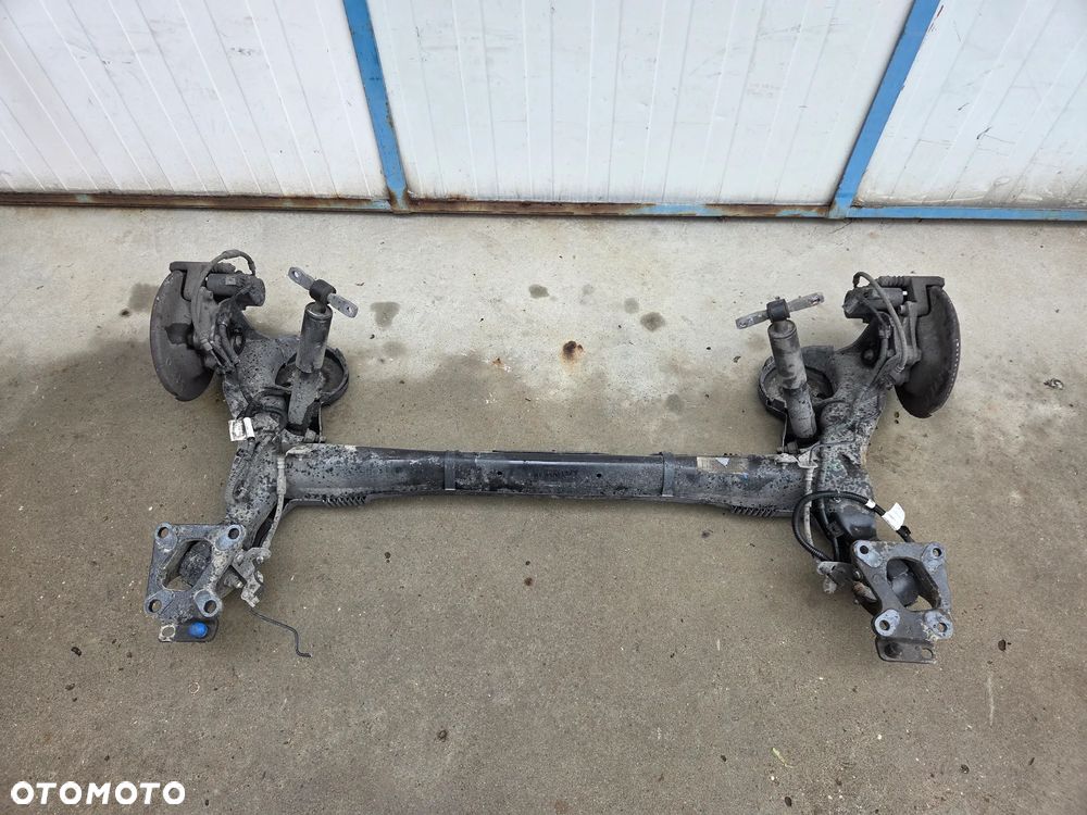 Belka tylna zawieszenia oś Citroen Berlingo IV Peugeot Partner IV Rifter - 1