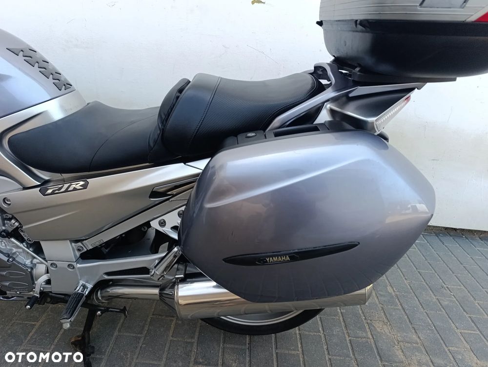 Yamaha FJR - 18