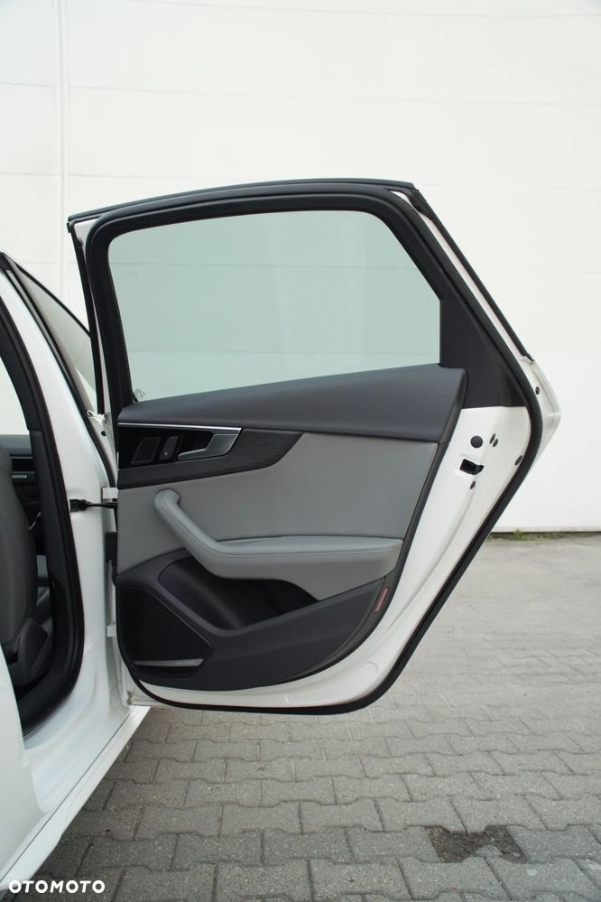 Audi A4 Limousine 2.0 TFSI quattro S tronic sport - 29