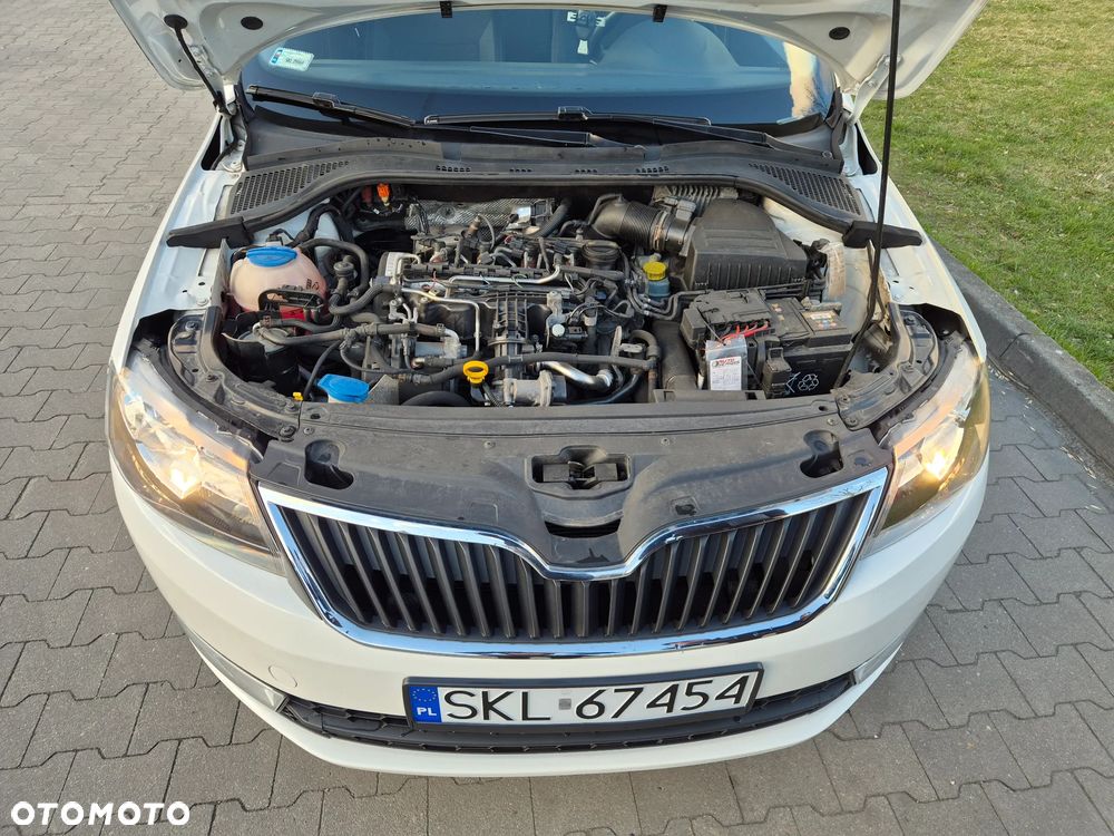 Skoda RAPID 1.6 TDI DPF Ambition Max - 9