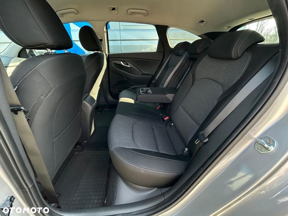 Hyundai i30 1.0 T-GDI Smart DCT - 18