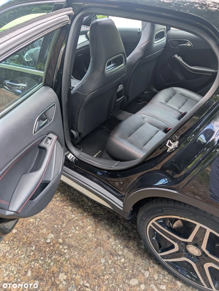 Mercedes-Benz GLA 180 d 7G-DCT AMG Line - 20