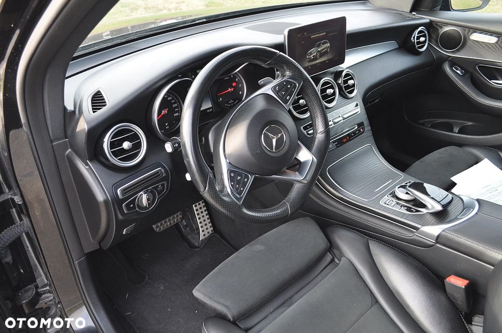Mercedes-Benz GLC - 24