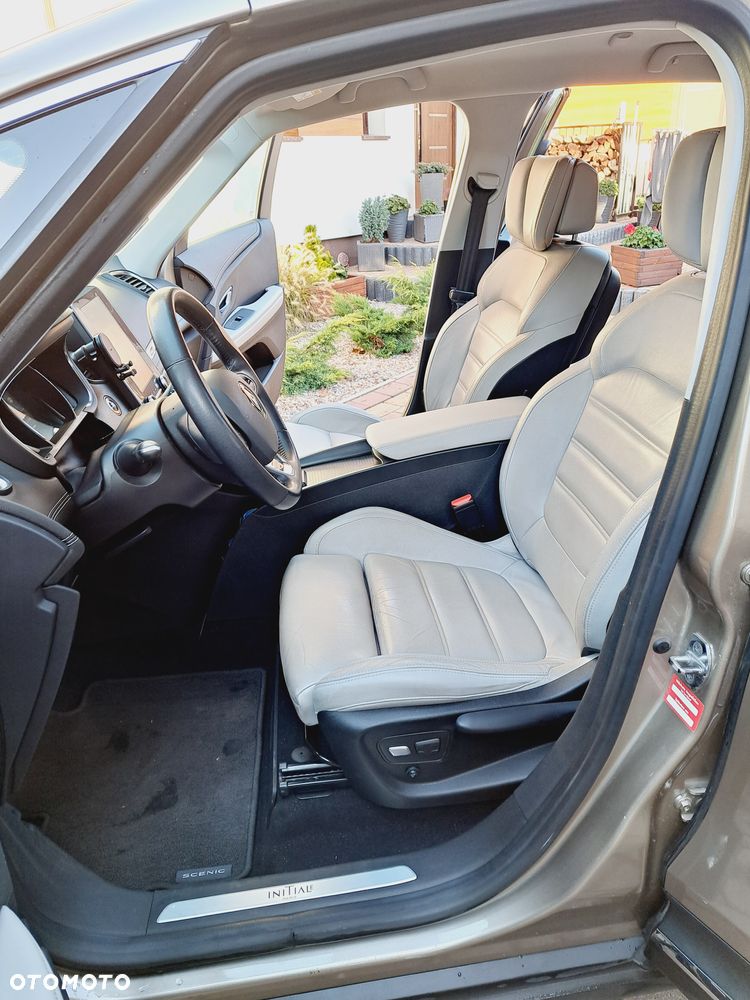 Renault Scenic - 10