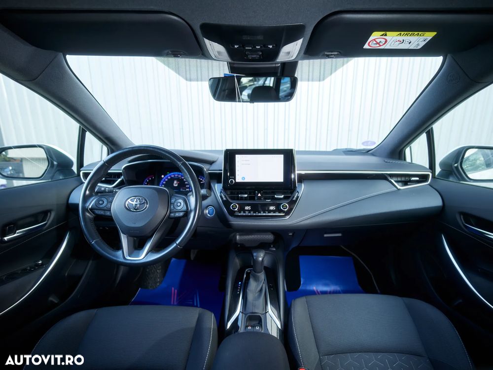 TOYOTA Corolla 2022 — imagine 9
