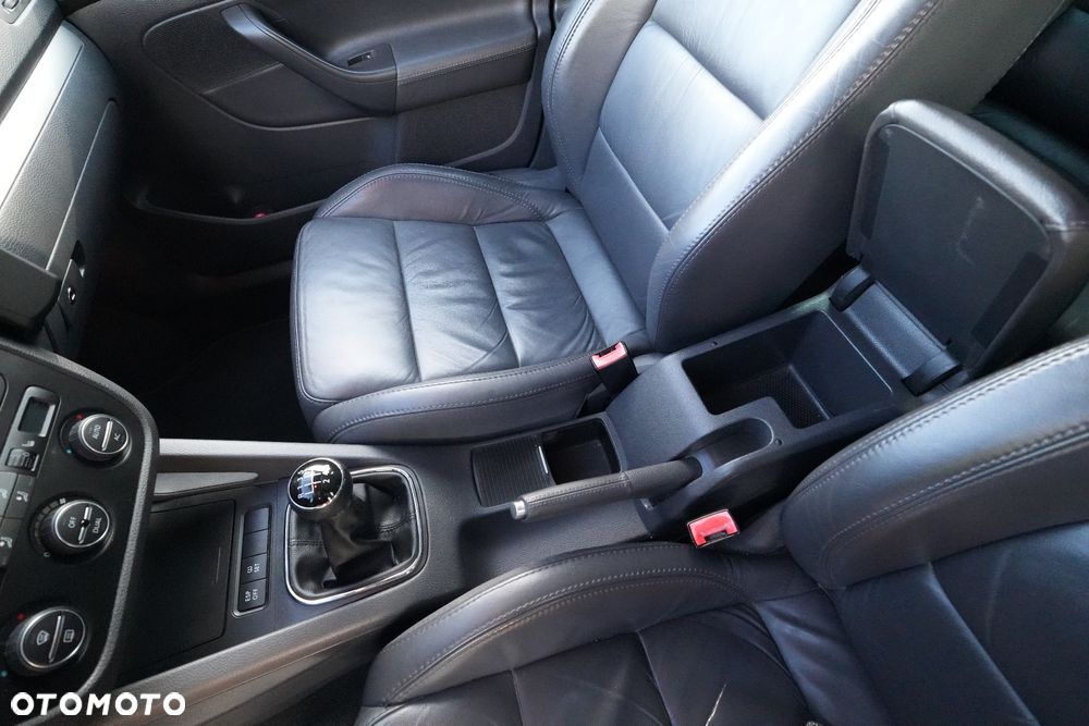 Volkswagen Golf 1.4 TSI GT Sport - 21
