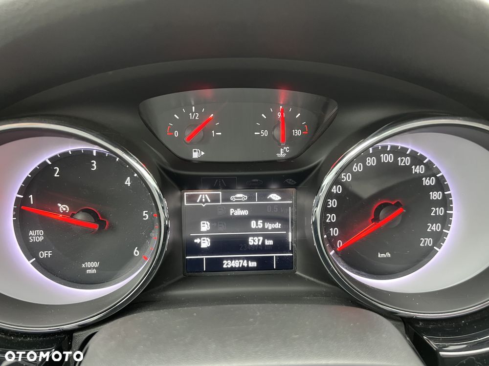 Opel Astra 1.6 CDTI Dynamic S&S - 9