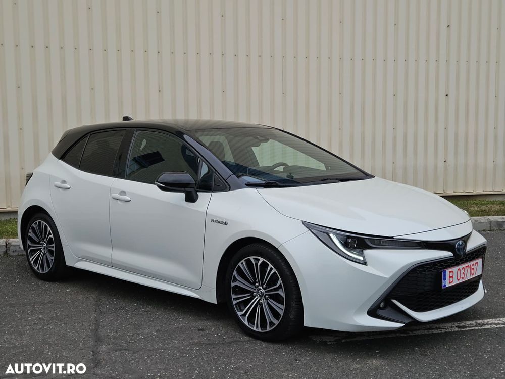 Toyota Corolla 2.0 HSD Exclusive Plus GR Sport Bi-Tone - 12