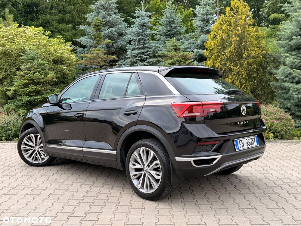 Volkswagen T-Roc - 10