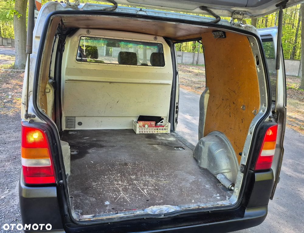 Mercedes-Benz Vito - 21