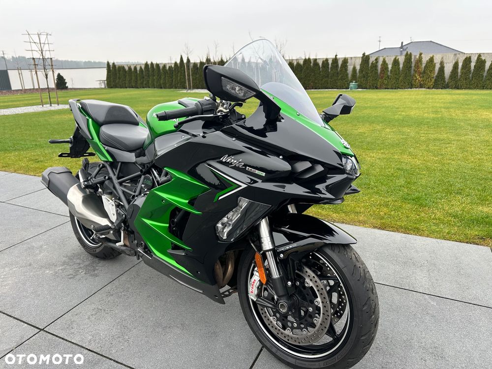 Kawasaki Ninja H2 SX - 11