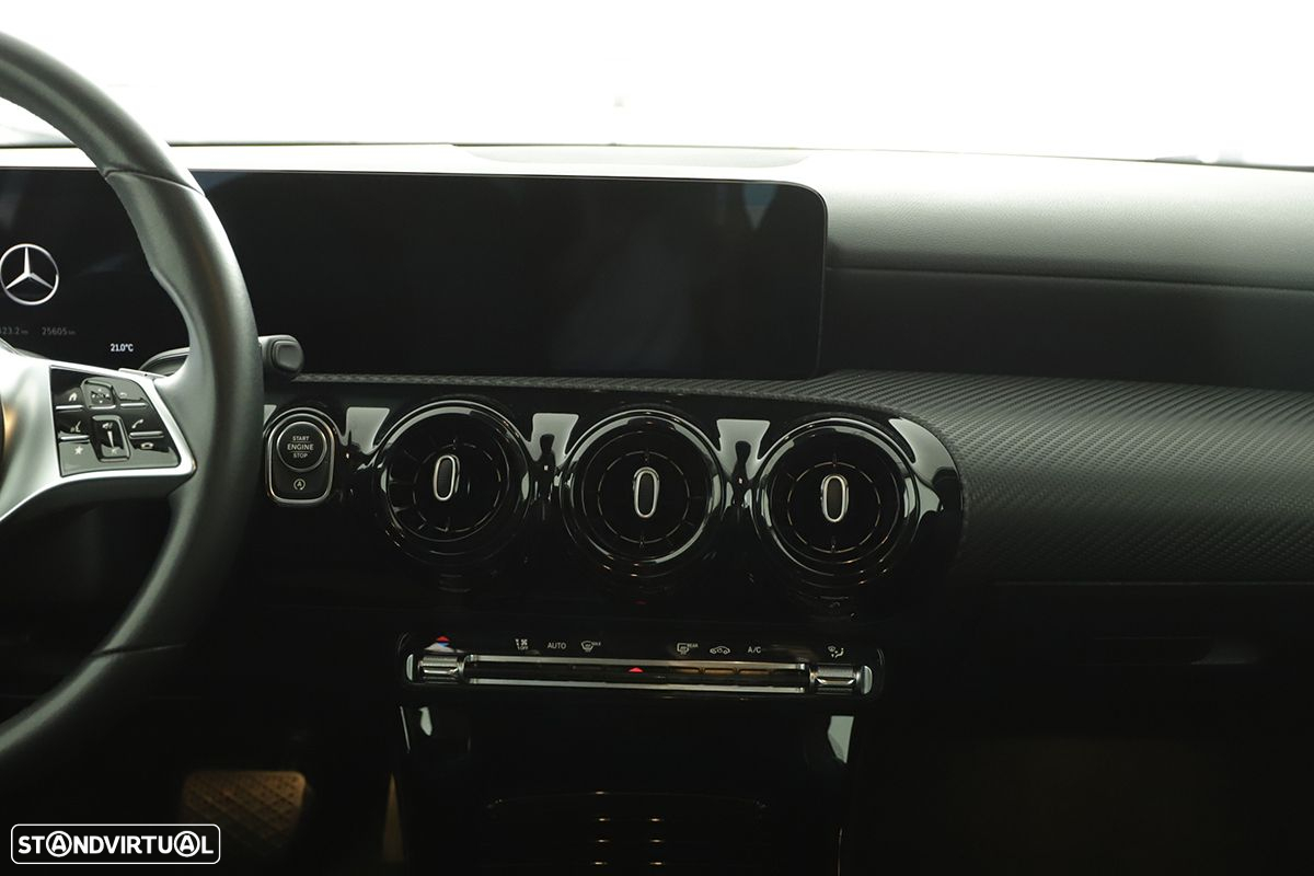Mercedes-Benz A 200 Standard - 9