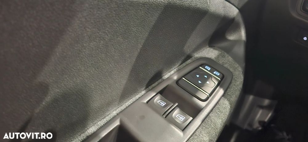 Renault ZOE - 16