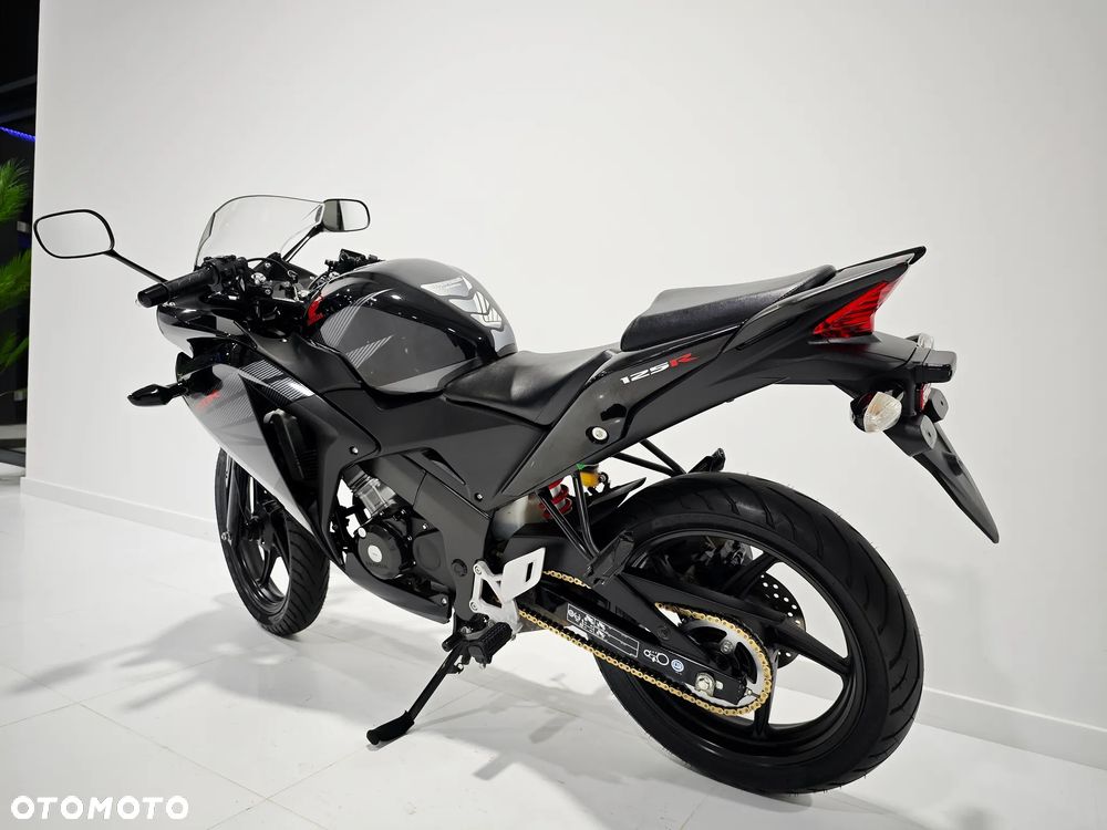 Honda CBR - 17