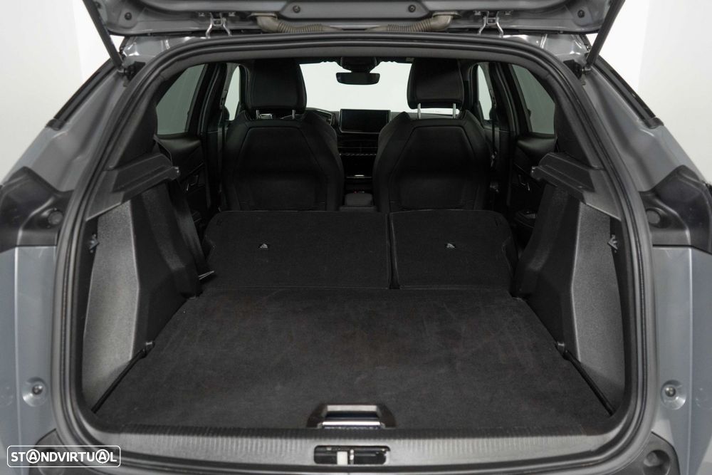 Peugeot 2008 1.2 PureTech GT EAT8 - 27