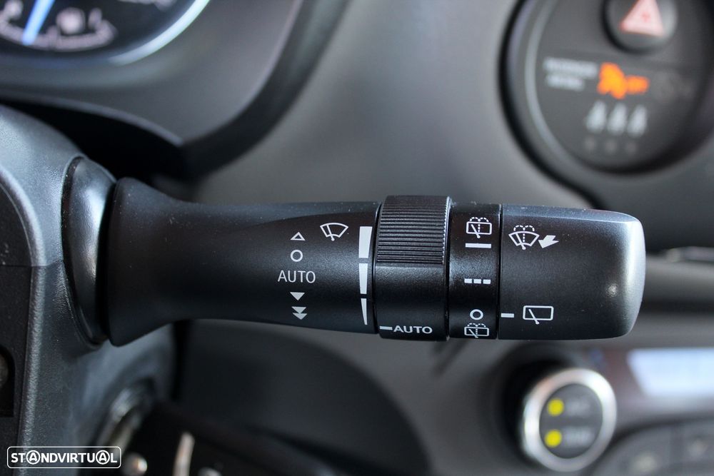 Toyota Yaris 1.5 HSD Comfort+P.Style - 21