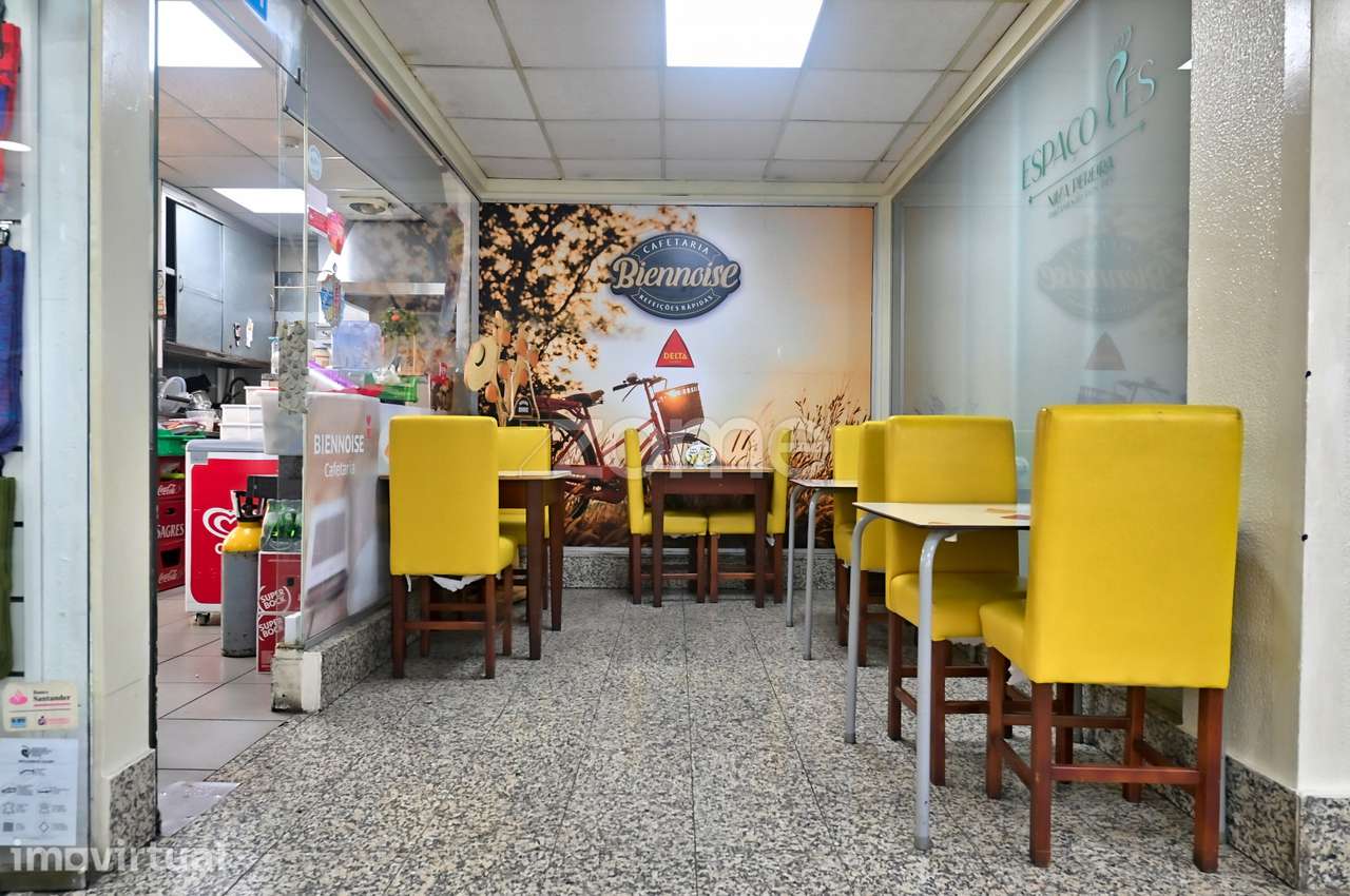 Café/Snack bar com esplanada e fabrico próprio em Carcavelos - Grande imagem: 5/19