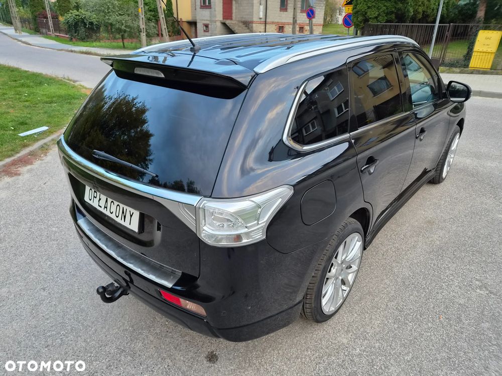 Mitsubishi Outlander - 19