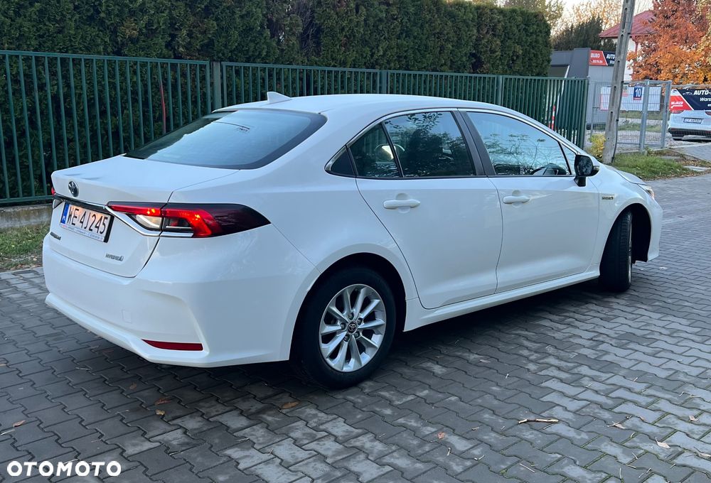 Toyota Corolla - 4