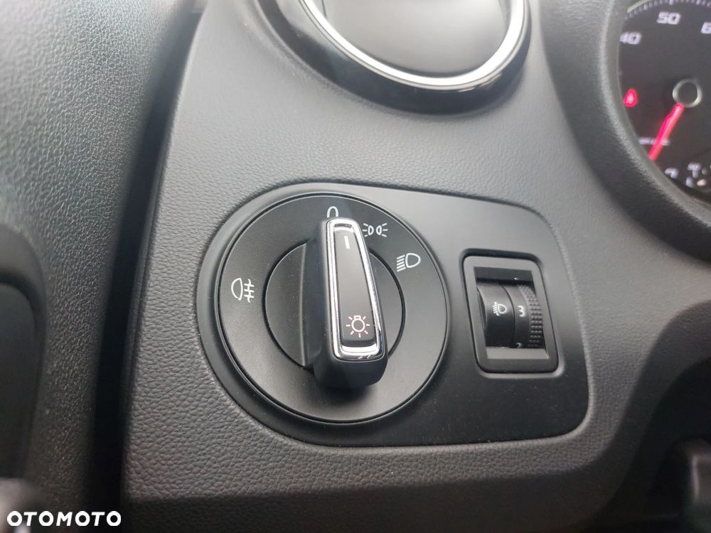 Seat Ibiza 1.2 TSI CONNECT - 24
