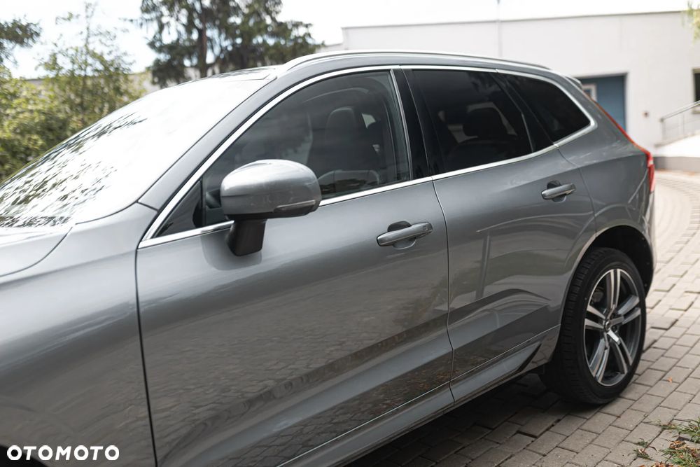 Volvo XC 60 T6 AWD Geartronic Momentum - 4