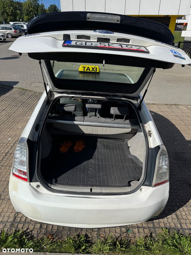 Toyota Prius 1.8 HSD Active - 14