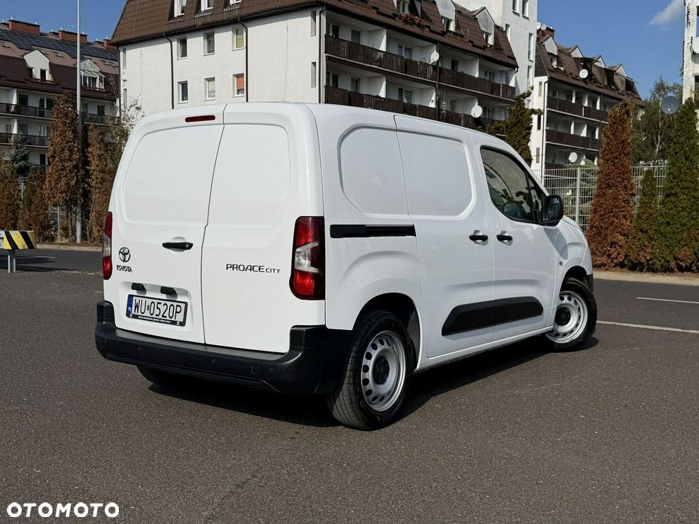 Toyota Proace City - 9