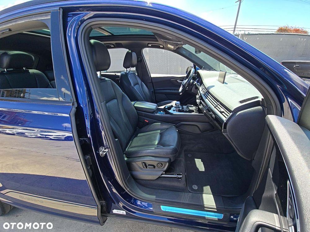 Audi Q7 - 9