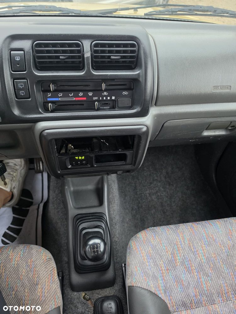Suzuki Jimny - 27
