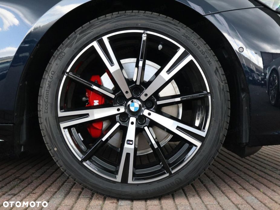 BMW Seria 5 540d xDrive mHEV M Sport - 16