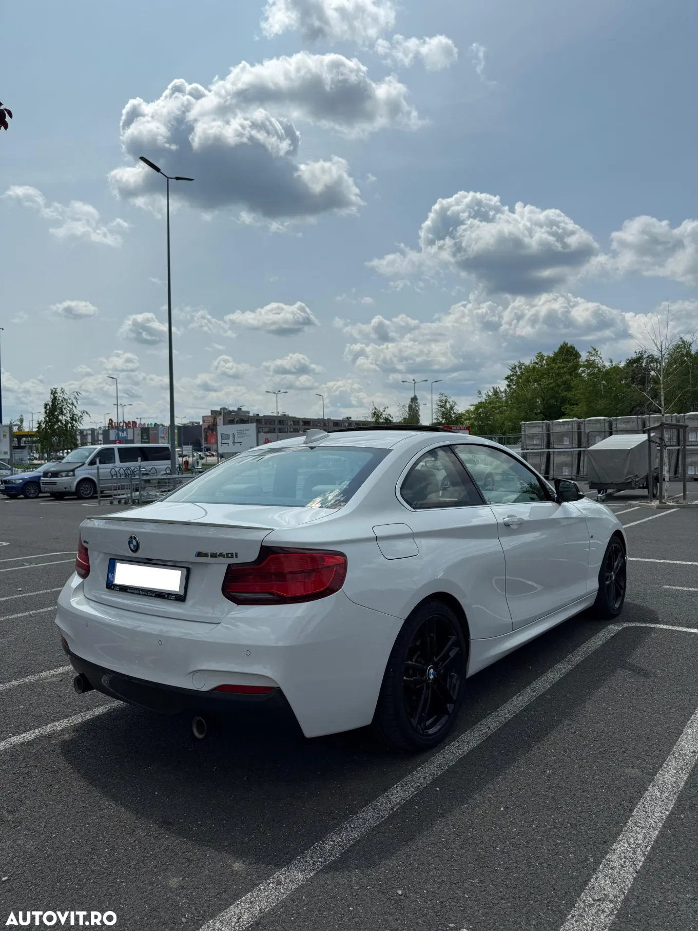 BMW M2 M240i xDrive AT - 4